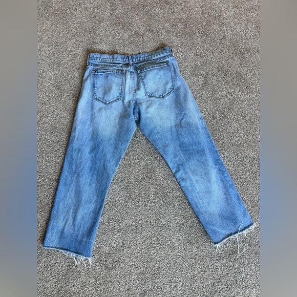 Banana Republic Women’s Destructed Girlfriend Jean 27 Petite - Picture 2 of 9